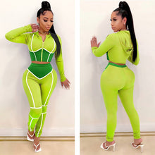 Load image into Gallery viewer, Fashion Yoga Wear Women&#39;s Contrast Stitching Tight-fitting Two-piece Sports Suit Fitness &amp; Body Building Yoga Clothing
