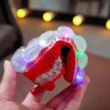 Load image into Gallery viewer, Led Luminous Casual Shoes Children kid Baby Girls Boys Bling Sport Run Sneakers Casual Shoes Zapatillas Кроссовки Детские
